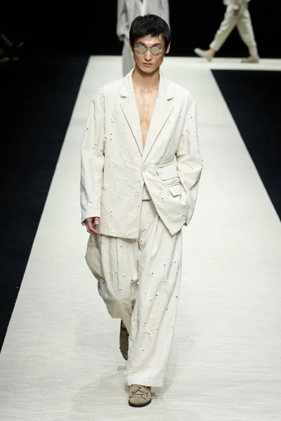 Look 53
